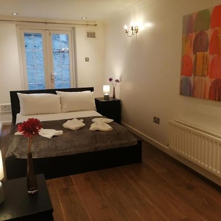Entire 2-Bedroom Flat In Camden Londýn Exteriér fotografie