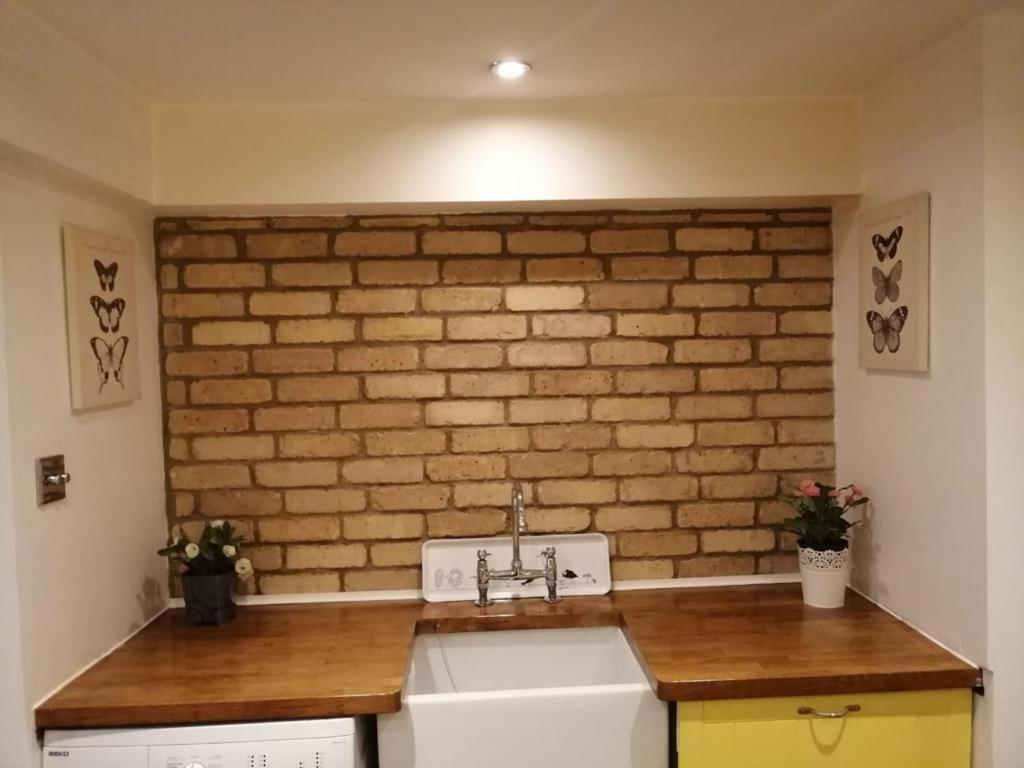 Entire 2-Bedroom Flat In Camden Londýn Exteriér fotografie