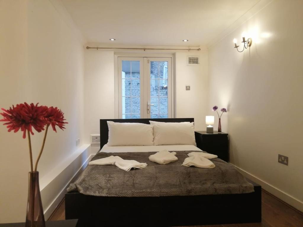 Entire 2-Bedroom Flat In Camden Londýn Exteriér fotografie