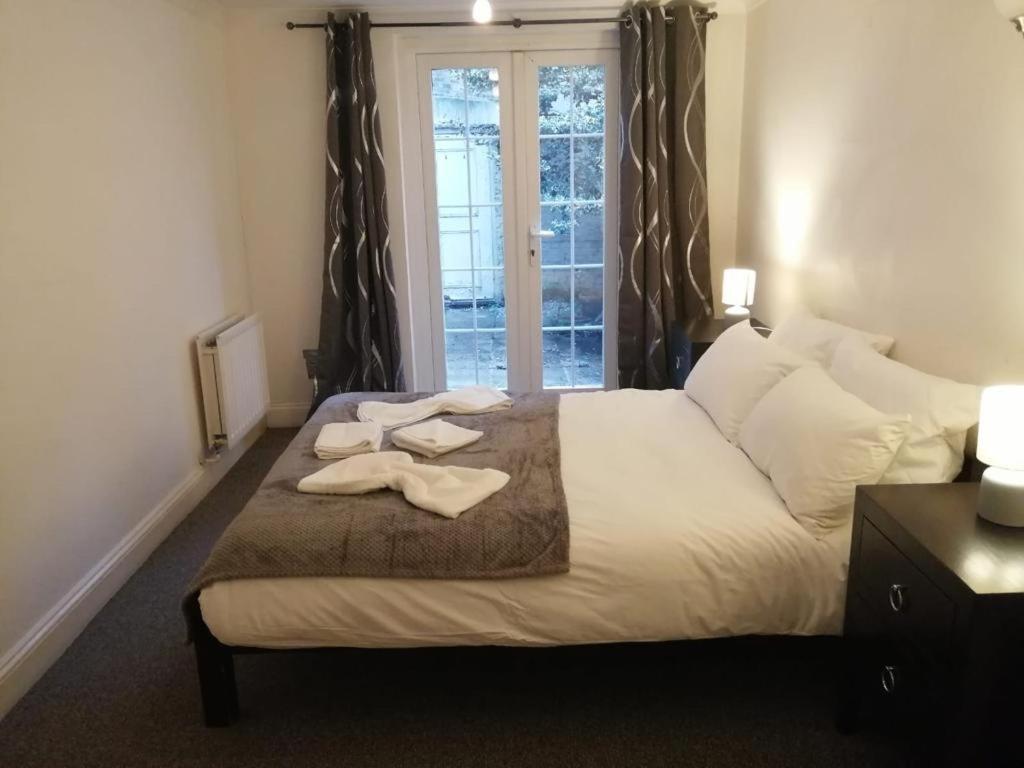 Entire 2-Bedroom Flat In Camden Londýn Exteriér fotografie